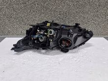 Laden Sie das Bild in den Galerie-Viewer, Frontscheinwerfer BMW 5 E60 E61 7044672-05 Rechts Scheinwerfer Headlight SCH9727528867zt