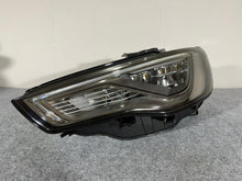 Laden Sie das Bild in den Galerie-Viewer, Frontscheinwerfer Audi A3 8V0941033 Links Scheinwerfer Headlight SCH9728159330gv
