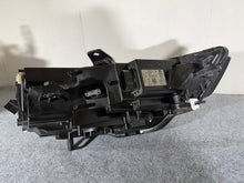 Laden Sie das Bild in den Galerie-Viewer, Frontscheinwerfer Audi A3 8V0941033 Links Scheinwerfer Headlight SCH9728159330gv