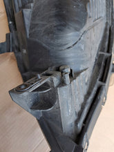 Laden Sie das Bild in den Galerie-Viewer, Frontscheinwerfer Suzuki Swift I P8798R Rechts Scheinwerfer Headlight SCH9732456331qa