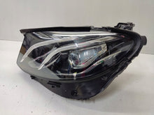 Laden Sie das Bild in den Galerie-Viewer, Frontscheinwerfer Mercedes-Benz W213 A2139067906 A2138260091 Links Headlight SCH9734420276dl