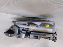 Laden Sie das Bild in den Galerie-Viewer, Frontscheinwerfer Seat Leon 5FB941059 Full LED Links Scheinwerfer Headlight SCH9738462903wo