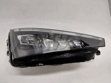 Laden Sie das Bild in den Galerie-Viewer, Frontscheinwerfer Skoda Scala 657941016A Rechts Scheinwerfer Headlight SCH9738997963ns
