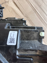 Laden Sie das Bild in den Galerie-Viewer, Frontscheinwerfer Chery 605000530AA Links Scheinwerfer Headlight SCH9748171600bx