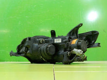 Laden Sie das Bild in den Galerie-Viewer, Frontscheinwerfer Mitsubishi Outlander III 8301C2-06 Rechts Headlight SCH9749623199nd