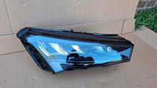 Load image into Gallery viewer, Frontscheinwerfer Skoda Enyaq 5LB941016 Rechts Scheinwerfer Headlight SCH9751615704wr