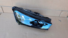 Load image into Gallery viewer, Frontscheinwerfer Skoda Enyaq 5LB941016 Rechts Scheinwerfer Headlight SCH9751615704wr