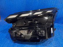 Laden Sie das Bild in den Galerie-Viewer, Frontscheinwerfer Skoda 5LB941035A Links Scheinwerfer Headlight SCH9753951592hm