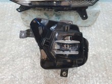 Laden Sie das Bild in den Galerie-Viewer, Frontscheinwerfer Mg 10934249 Ein Satz Scheinwerfer Headlight SCH9757709741hm