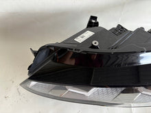 Laden Sie das Bild in den Galerie-Viewer, Frontscheinwerfer Renault 260602461R LED Links Scheinwerfer Headlight SCH9762887828xm
