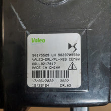 Laden Sie das Bild in den Galerie-Viewer, Frontscheinwerfer Ds 90175529 Links Scheinwerfer Headlight SCH9764403733db