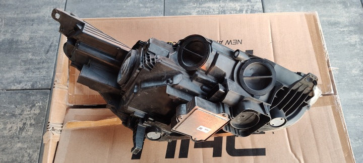 Frontscheinwerfer Ford 13W030CCC Rechts Scheinwerfer Headlight SCH9768424337py