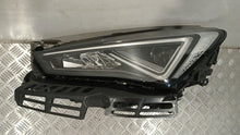Laden Sie das Bild in den Galerie-Viewer, Frontscheinwerfer Seat Tarraco 5FJ941007E LED Links Scheinwerfer Headlight SCH9770503181bj