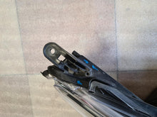 Laden Sie das Bild in den Galerie-Viewer, Frontscheinwerfer Toyota Hilux 811100KP41 Rechts Scheinwerfer Headlight SCH9770681454fk