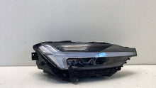 Load image into Gallery viewer, Frontscheinwerfer Volvo Xc60 II 32342517 Rechts Scheinwerfer Headlight SCH9770693178ha