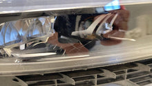 Load image into Gallery viewer, Frontscheinwerfer Volvo Xc60 II 32342517 Rechts Scheinwerfer Headlight SCH9770693178ha