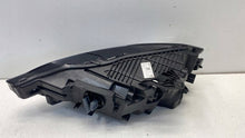 Load image into Gallery viewer, Frontscheinwerfer Volvo Xc60 II 32342517 Rechts Scheinwerfer Headlight SCH9770693178ha