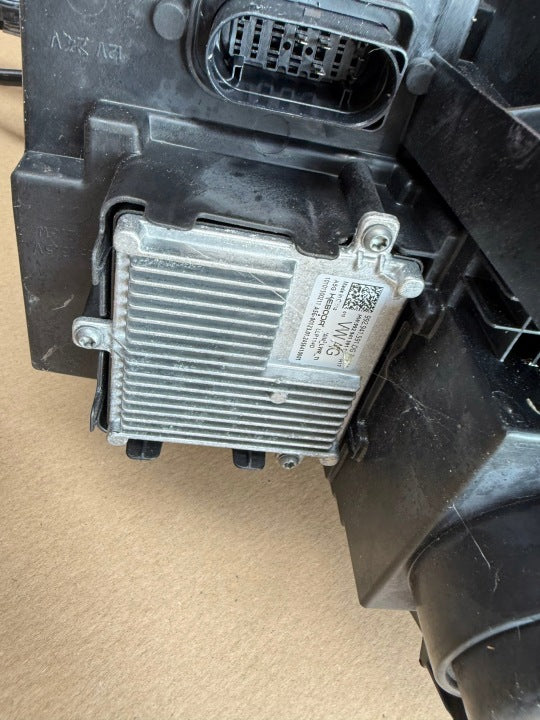 Frontscheinwerfer VW Passat 3J0941005 Links Scheinwerfer Headlight SCH9770768121nx