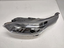 Laden Sie das Bild in den Galerie-Viewer, Frontscheinwerfer Kia Ceed 92101J7500 Links Scheinwerfer Headlight SCH9771648787ua