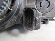 Laden Sie das Bild in den Galerie-Viewer, Frontscheinwerfer Skoda Rapid 5JB941015A Xenon Links Scheinwerfer Headlight SCH9784340227uv