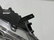 Laden Sie das Bild in den Galerie-Viewer, Frontscheinwerfer Ford Custom BK2113D152-BH Rechts Scheinwerfer Headlight SCH9790431804gf