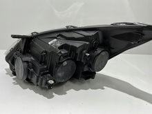 Laden Sie das Bild in den Galerie-Viewer, Frontscheinwerfer Ford Custom BK2113D152-BH Rechts Scheinwerfer Headlight SCH9790431804gf