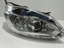 Laden Sie das Bild in den Galerie-Viewer, Frontscheinwerfer Ford Custom BK2113D152-BH Rechts Scheinwerfer Headlight SCH9790431804gf