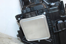 Laden Sie das Bild in den Galerie-Viewer, Frontscheinwerfer Toyota Cross 0D322 Links Scheinwerfer Headlight SCH9790886524ti
