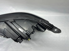 Laden Sie das Bild in den Galerie-Viewer, Frontscheinwerfer VW T7 S741-13E016-AF Rechts Scheinwerfer Headlight SCH9793178611nj