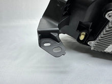 Laden Sie das Bild in den Galerie-Viewer, Frontscheinwerfer VW T7 S741-13E016-AF Rechts Scheinwerfer Headlight SCH9793178611nj