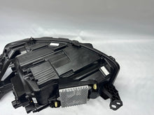 Laden Sie das Bild in den Galerie-Viewer, Frontscheinwerfer VW T7 S741-13E016-AF Rechts Scheinwerfer Headlight SCH9793178611nj