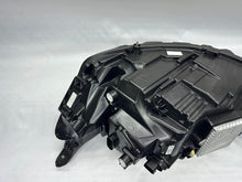 Laden Sie das Bild in den Galerie-Viewer, Frontscheinwerfer VW T7 S741-13E016-AF Rechts Scheinwerfer Headlight SCH9793178611nj