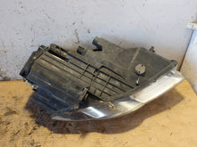 Load image into Gallery viewer, Frontscheinwerfer VW Passat 89315530 Links Scheinwerfer Headlight SCH9797338004mo