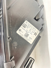 Laden Sie das Bild in den Galerie-Viewer, Frontscheinwerfer VW Touran 5TB941036B 5TB941035B Ein Satz Headlight SCH9799370068tn