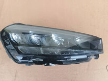 Laden Sie das Bild in den Galerie-Viewer, Frontscheinwerfer Skoda Fabia IV 6VB941016 6VB941015 LED Rechts oder Links SCH9804559624rb