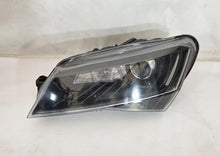 Laden Sie das Bild in den Galerie-Viewer, Frontscheinwerfer Skoda Superb III 3V1941015B Xenon Links Scheinwerfer Headlight SCH9809221268ro