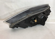 Laden Sie das Bild in den Galerie-Viewer, Frontscheinwerfer Skoda Superb III 3V1941015B Xenon Links Scheinwerfer Headlight SCH9809221268ro