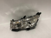 Laden Sie das Bild in den Galerie-Viewer, Frontscheinwerfer Peugeot 4008 8301C359 Xenon Links Scheinwerfer Headlight SCH9810405874ta