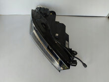 Laden Sie das Bild in den Galerie-Viewer, Frontscheinwerfer Skoda Superb I 3P1941016A Rechts Scheinwerfer Headlight SCH9814245302kn