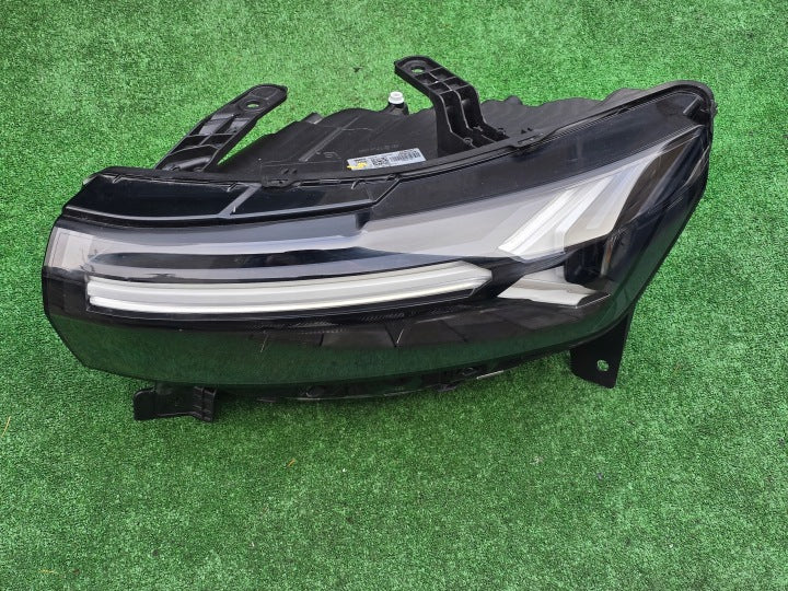 Frontscheinwerfer Dacia Duster 260603515R Links Scheinwerfer Headlight SCH9816122512vu
