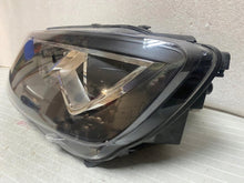 Laden Sie das Bild in den Galerie-Viewer, Frontscheinwerfer Seat Alhambra 7N5941751 Xenon Links Scheinwerfer Headlight SCH9825013001hd