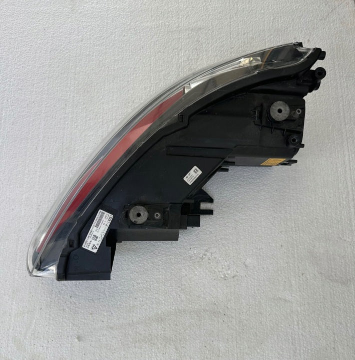 Frontscheinwerfer Audi A1 7003200001 0200539431 8X0941004P Rechts Headlight SCH9826129843ox