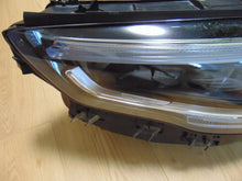 Laden Sie das Bild in den Galerie-Viewer, Frontscheinwerfer Mercedes-Benz W247 A2479064105 Full LED Links Headlight SCH9829412037qv