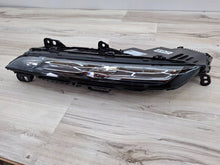 Laden Sie das Bild in den Galerie-Viewer, Frontscheinwerfer BMW 7 5A9CF85-05 Links Scheinwerfer Headlight SCH9835497004pf