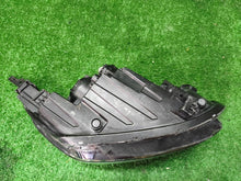 Laden Sie das Bild in den Galerie-Viewer, Frontscheinwerfer Kia Stonic CSC29778 Links Scheinwerfer Headlight SCH9836705790je