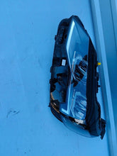 Laden Sie das Bild in den Galerie-Viewer, Frontscheinwerfer Peugeot 89914773 Links Scheinwerfer Headlight SCH9836853399gs
