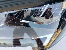 Laden Sie das Bild in den Galerie-Viewer, Frontscheinwerfer Peugeot 89914773 Links Scheinwerfer Headlight SCH9836853399gs