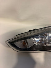 Laden Sie das Bild in den Galerie-Viewer, Frontscheinwerfer Ford Focus F1EB13W030AG Links Scheinwerfer Headlight SCH9837205419qm