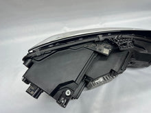 Laden Sie das Bild in den Galerie-Viewer, Frontscheinwerfer Audi A5 8W6941039 Links Scheinwerfer Headlight SCH9838054420vl