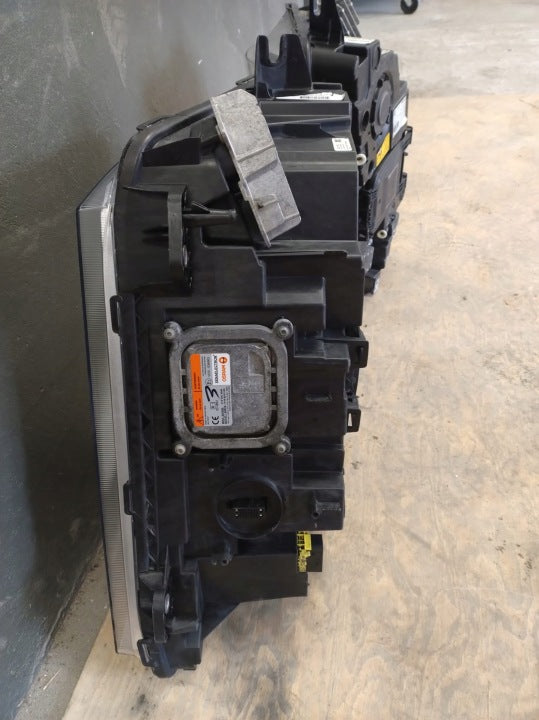 Frontscheinwerfer Volvo 22239253 21221142 Ein Stück (Rechts oder Links) SCH9839731858my